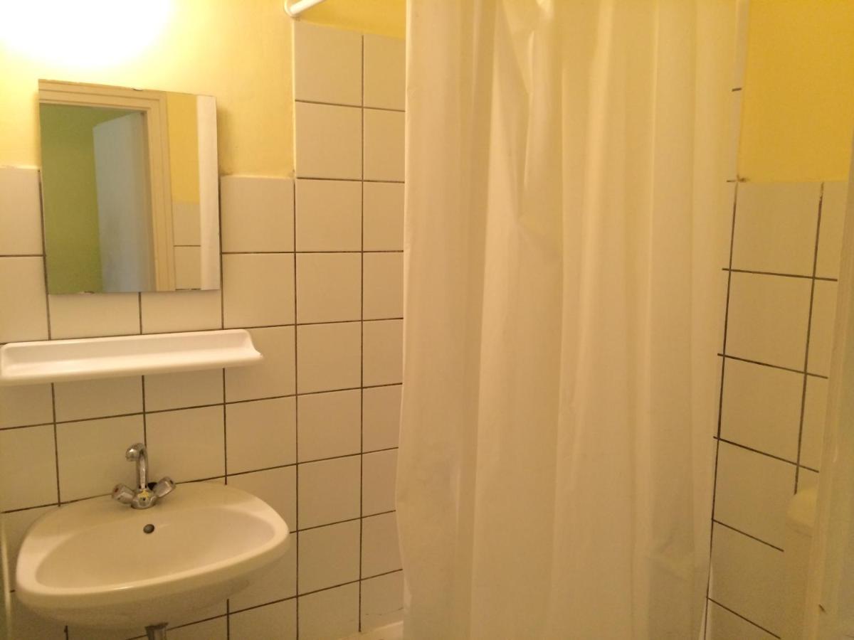 Fenyves Panzio Bed & Breakfast Siófok Cameră foto