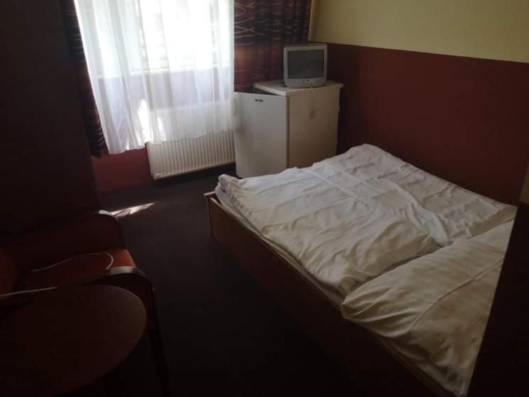 Fenyves Panzio Bed & Breakfast Siófok Exterior foto
